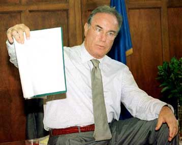 Σε τρεις άξονες οι δράσεις του υπουργείου Ανάπτυξης για την ακρίβεια