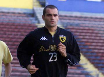 Εκτός αποστολής της ΑΕΚ ο Μιχάλης Καψής λόγω τραβήγματος