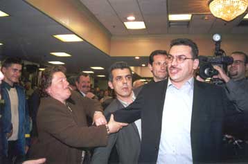 Με θερμά λόγια για τον Κ.Σημίτη ο Αλ.Χρυσανθακόπουλος επέστρεψε στο ΠΑΣΟΚ