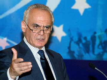 Τη βεβαιότητά ότι η μάχη κατά της ακρίβειας θα κερδηθεί εκφράζει ο Α.Τσοχατζόπουλος