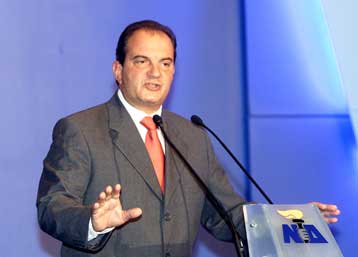 Δεν συζητούμε για τον εκλογικό νόμο, επανέλαβε ο Κ.Καραμανλής