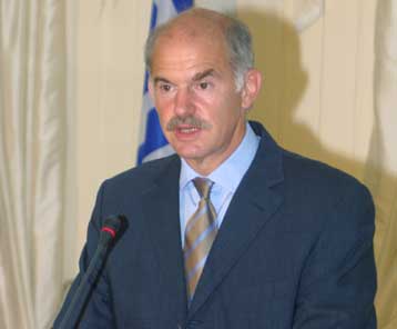 Μετά το 2005 θα ισχύσουν οι αλλαγές στον εκλογικό νόμο, ξεκαθάρισε ο Γ.Παπανδρέου