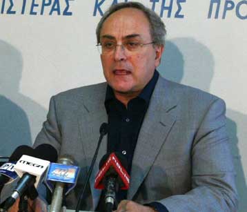 Αθικτο αφήνει ουσιαστικά η κυβέρνηση το εκλογικό σύστημα, δήλωσε ο Ν.Κωνσταντόπουλος