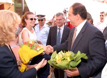 Η κυβέρνηση αποπροσανατολίζει τους πολίτες, δηλώνει ο Κ.Καραμανλής από τη Ζάκυνθο