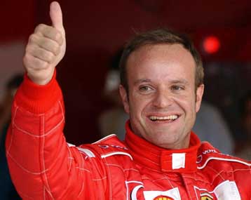 Ο Ρούμπενς Μπαρικέλο στην pole position του βρετανικού Grand Prix