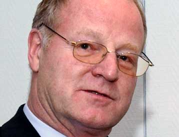 Δεν υπάρχει λόγος για νέα μείωση των επιτοκίων από την ΕΚΤ, εκτιμά ο Ερνστ Βέλτεκε