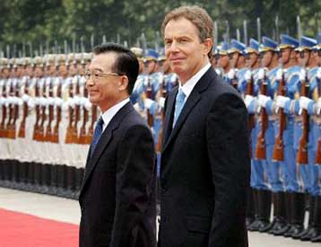 Επανάληψη των διαπραγματεύσεων με τη Βόρειο Κορέα για τα πυρηνικά προβλέπει ο Μπλερ