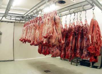 Συνεχίζονται οι επαφές Κουλούρη με εκπροσώπους της αγοράς για τις τιμές