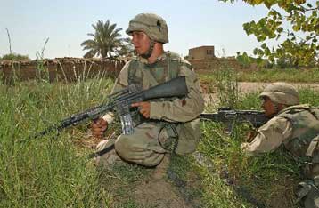 Σε συλλήψεις «σημαντικών συνεργατών» του Σαντάμ Χουσεΐν προχώρησαν οι ΗΠΑ