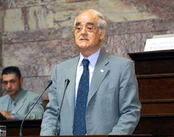 Η Βουλή γιόρτασε την επέτειο αποκατάστασης της Δημοκρατίας