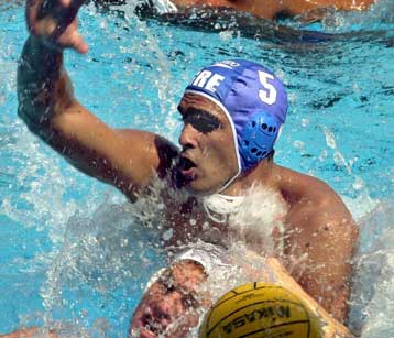 Ηττήθηκε η εθνική πόλο από την Ουγγαρία – Το Σάββατο στον μικρό τελικό