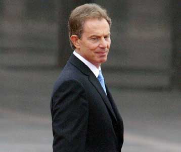 Το 47% των Βρετανών δεν πιστεύει όσα λέει ο Μπλερ, σύμφωνα με νέα δημοσκόπηση