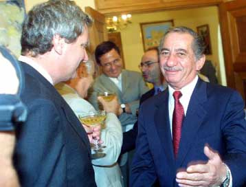 Υπεγράφη η Πράξη Επικύρωσης της Συνθήκης Προσχώρησης της Κύπρου στην ΕΕ