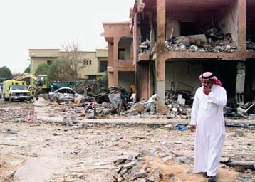 Οκτώ νεκροί κατά τη διάρκεια επιχείρησης σύλληψης υπόπτων για τις εκρήξεις στο Ριάντ