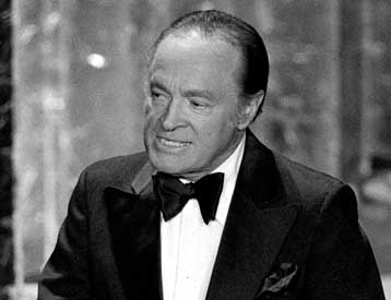 Πέθανε ο «βασιλιάς του ευφυολογήματος» Μπομπ Χόουπ