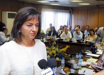 Επιτάχυνση στην εφαρμογή του σχεδιασμού για ΧΥΤΑ και οικοδομικές άδειες ζητά η ΥΠΕΧΩΔΕ