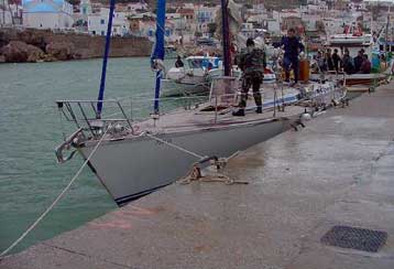 Ηλεκτρογεννήτρια από την Αθήνα φώτισε την Κάσο