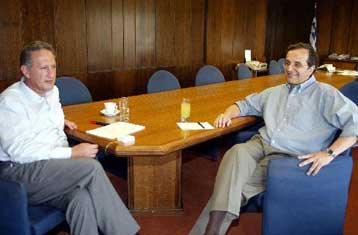 Επιφυλάξεις Σαμαρά για τις προτάσεις της κυβέρνησης επί του νέου εκλογικού νόμου