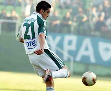 Απομακρύνεται από την ΑΕΚ ο Λυμπερόπουλος, πλησιάζει ο Αμπονσά