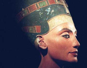 Την επιστροφή αρχαιοτήτων της από Βρετανία και Γερμανία αξιώνει η Αίγυπτος