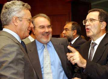 Οριακή υποχώρηση του δείκτη οικονομικού κλίματος στην ευρωζώνη τον Ιούλιο