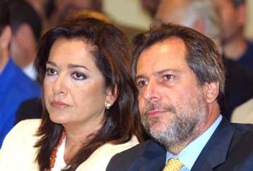 Κακοδιοίκηση από την προηγούμενη δημοτική αρχή καταγγέλουν Μπακογιάννη – Παπουτσής