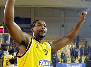 Τη Δευτέρα ολοκληρώνεται η μεταγραφή του Κένιον Τζόουνς στον Παναθηναϊκό