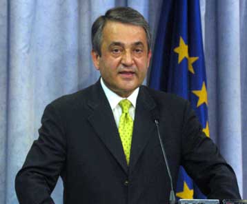 Συμφωνία τελωνειακής σύνδεσης με τα Κατεχόμενα προτίθεται να υπογράψει η Αγκυρα