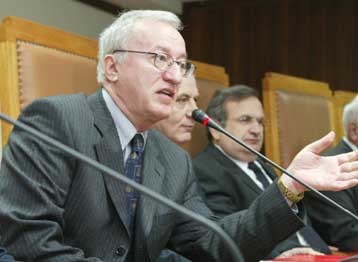 Διαψεύδει ο Δ.Κουφοντίνας όσα υποστήριξε στην απολογία του ο Π.Τσελέντης