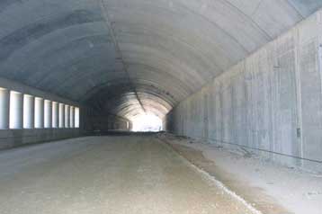 Αρχές Σεπτεμβρίου δίνεται στην κυκλοφορία τμήμα της περιφερειακής Υμηττού