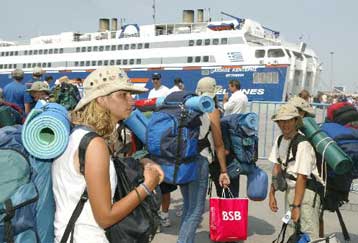 Προβλήματα στις αναχωρήσεις των ταχύπλοων εξαιτίας των ανέμων