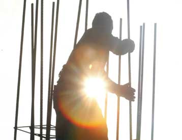 Μείωση 14% σημείωσε η ανταγωνιστικότητα από το 1988 έως το 2002