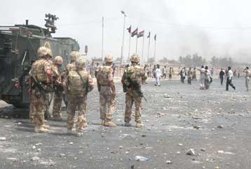 Σοβαρά επεισόδια στη Βασόρα, λόγω έλλειψης πετρελαίου και ηλεκτρικού ρεύματος