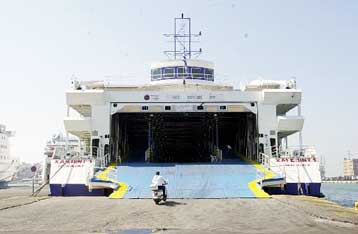 Καθυστέρηση δύο ωρών στον κατάπλου του «Χάι Σπιντ 1» λόγω μηχανικής βλάβης