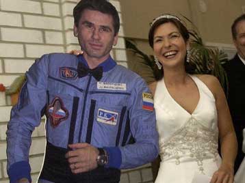 Όλα του γάμου δύσκολα και ο γαμπρός σε… τροχιά