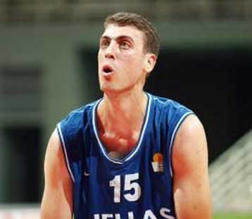 Πήρε και τον Αρτέμη Κούβαρη ο Παναθηναϊκός