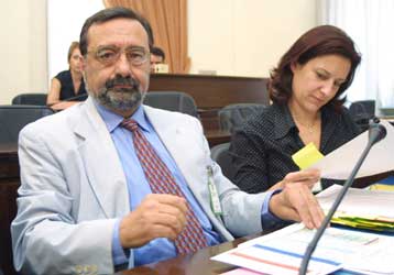 Πρόστιμα σε βασικούς μετόχους εισηγμένων εταιριών επέβαλε η Επιτροπή Κεφαλαιαγοράς