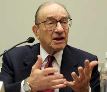 Αμετάβλητα παρέμειναν τα βασικά επιτόκια της Fed στο 1%