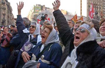 Ακυρώνεται στην Αργεντινή το καθεστώς αμνήστευσης των συνεργών της δικτατορίας