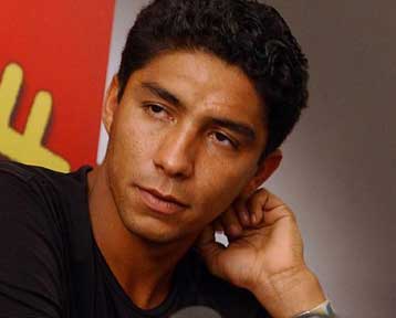 Και ο Ζαρντέλ συμπαίκτης του Γιαννακόπουλου στην Μπόλτον