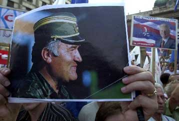 Απέτυχε επιχείρηση της SFOR για τη σύλληψη του καταζητούμενου Ράτκο Μλάντιτς