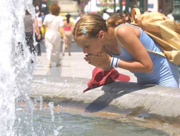 Υψηλές θερμοκρασιές και υγρασία από την Παρασκευή