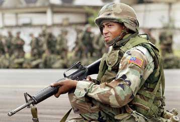 Υπό τον έλεγχο της δυτικοαφρικανικής ειρηνευτικής δύναμης το λιμάνι της Μονρόβια