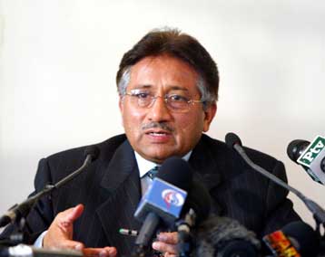 Εξηγήσεις από τις ΗΠΑ ζητά το Πακιστάν για το θάνατο στρατιωτών από αμερικανικά πυρά