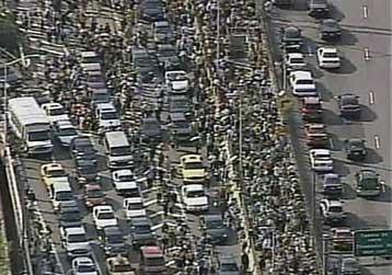 Εκτεταμένη διακοπή ηλεκτρικού ρεύματος σε πολιτείες των ΗΠΑ και σε πόλεις του Καναδά