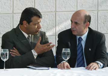 Το Ισραήλ θα παραδώσει τον έλεγχο ακόμη δύο πόλεων της Δ.Όχθης στους Παλαιστίνιους