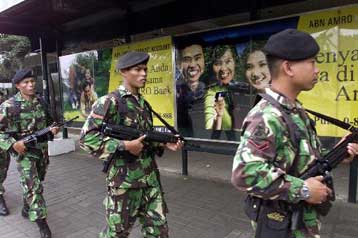 Συλλήψεις δέκα υπόπτων στην Ινδονησία για την επίθεση στο Marriott