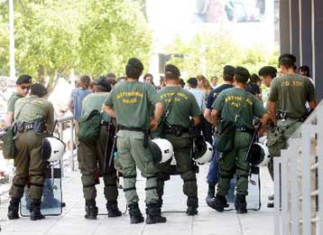 Ασφαλής χώρα η Ελλάδα, «απαντά» στα πρόσφατα δημοσιεύματα έκθεση Βρετανών