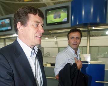 Τεστ εν όψει του ματς με την Αρμενία χαρακτήρισε το φιλικό με τη Σουηδία ο Ρεχάγκελ