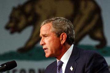 Η επίθεση κατά του αρχηγείου του ΟΗΕ δεν θα εκφοβίσει τις ΗΠΑ, δηλώνει ο Μπους